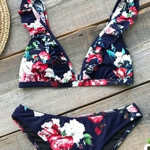 Cupshe Floral Ruffled Bikini